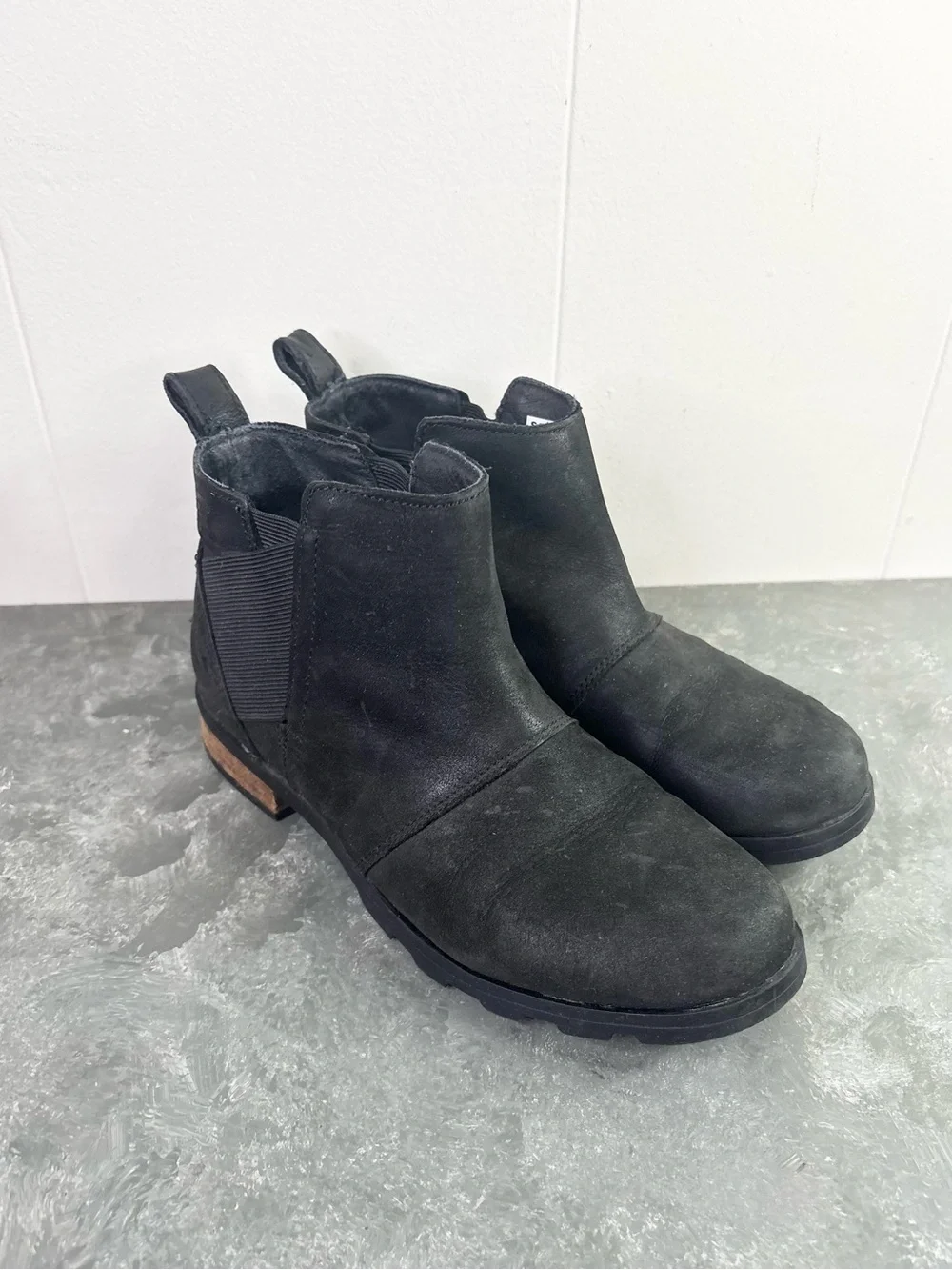 Sorel Emelie Chelsea Waterproof Boots black size 7